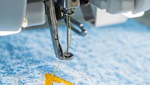 ¿Cuánto cuesta una máquina de coser bordadora?