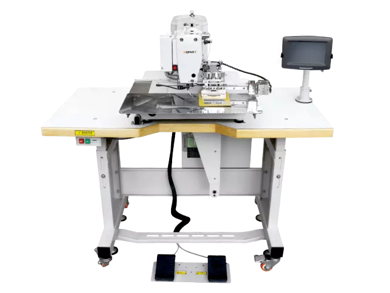 SM-18-2 MÁQUINA COMPUTARIZADĄ DE COSTURA DE PATRONES (ETIQUETAS) SIMPLIFICACIÓN DE PROCESOS COMPLEJOS