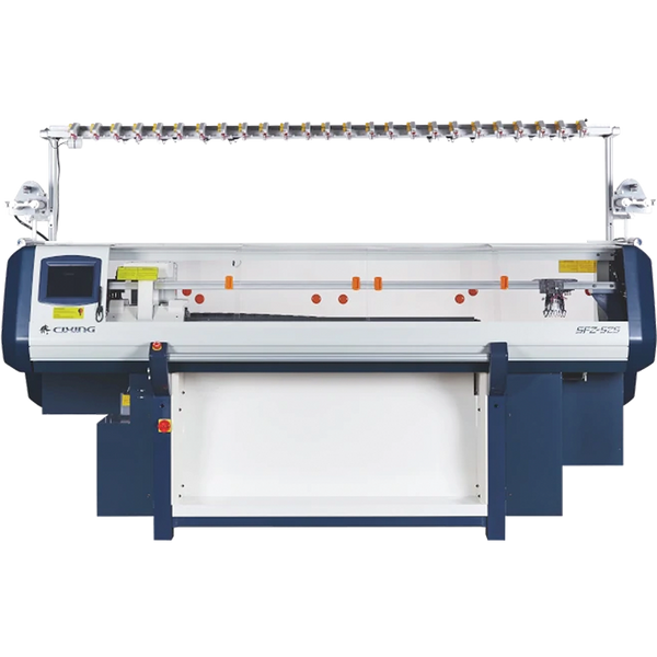 Tejedora Rectilínea Cixing SF3, es la solución perfecta para talleres de confección que buscan diversificar su producción, especialmente en la elaboración de chinelas para tenis.